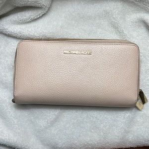 Michael Kors pebbled leather wallet
